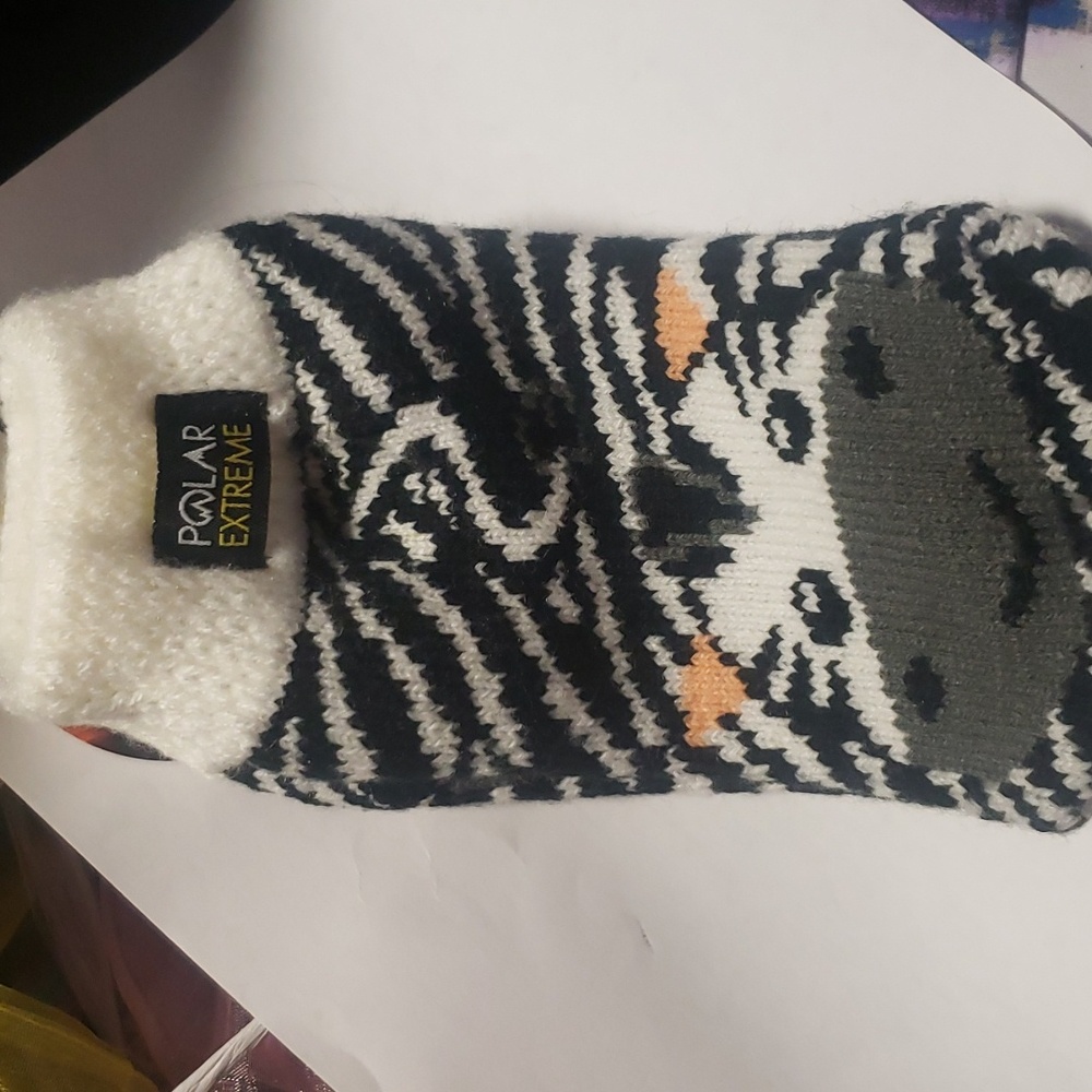 Polar extreme insulated thermal socks kids shoe size 6-3 zebra
